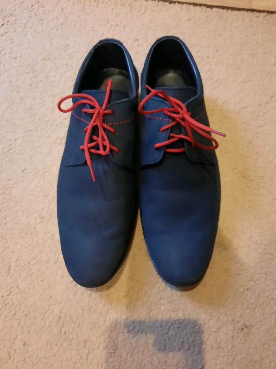Navy communion shoes size uk 4 - Image 1