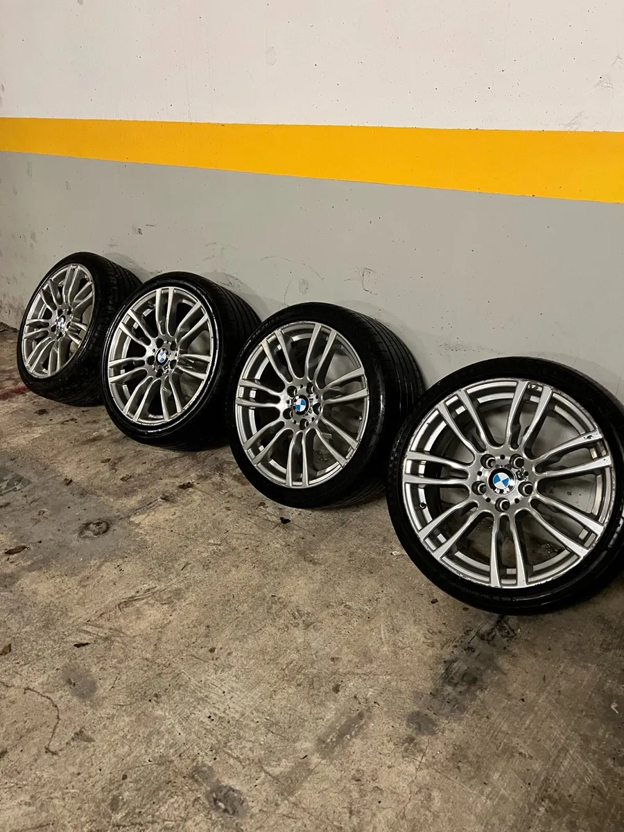 19” bmw m-sport alloys - Image 3