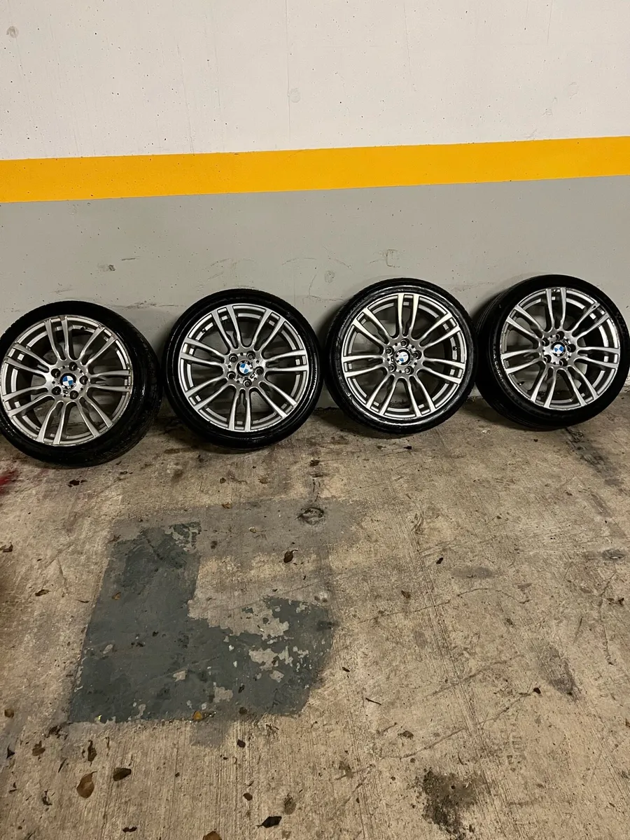 19” bmw m-sport alloys - Image 4