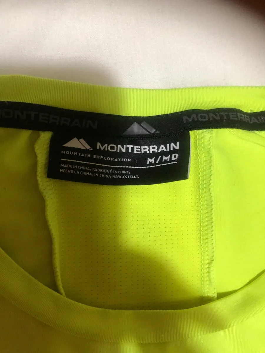 Mens Monterrain teeshirt size M €15 - Image 3