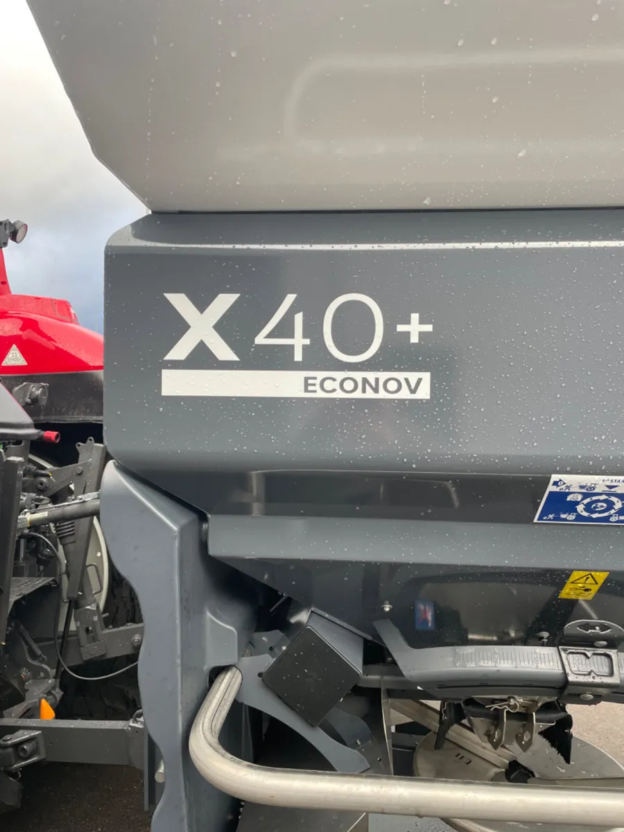 Sky X40 econov Fertiliser spreader - Image 4
