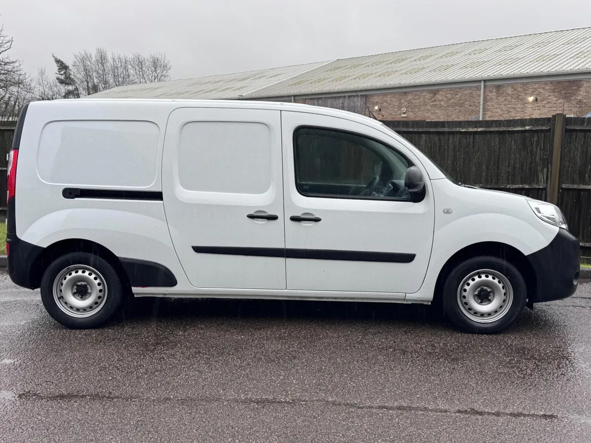 2021 Renault Kangoo Maxi Panel Van - Image 3