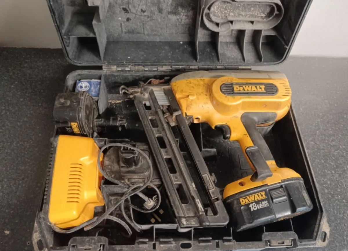 DeWalt 2nd Fix Nail Gun - Image 1