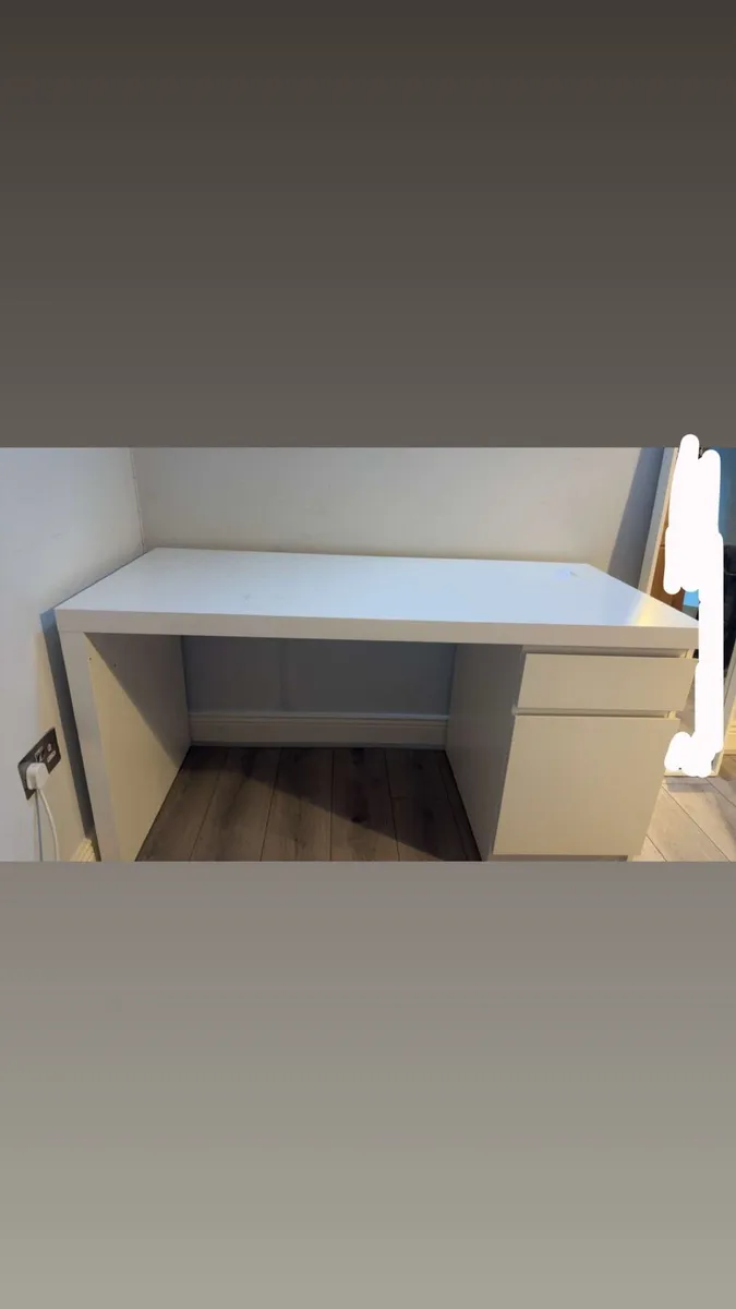 IKEA MALM desk - Image 1