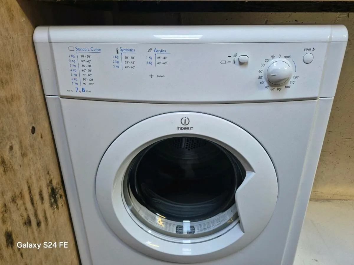 Indesit Vented Tumble Dryer - Image 3