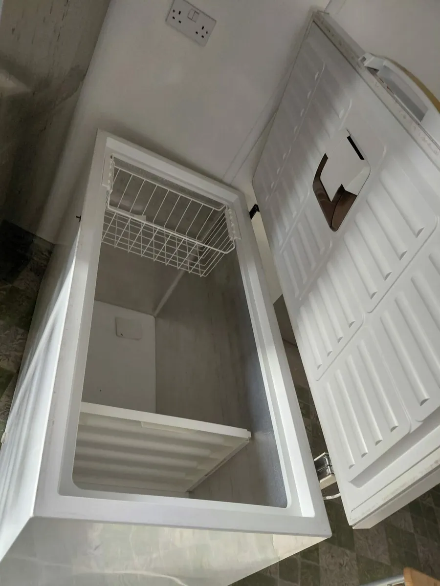 Chest freezer - Image 2
