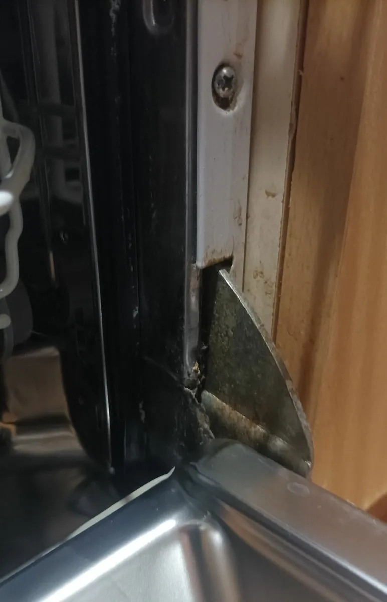 Beko Dishwasher - Bargain - Image 3