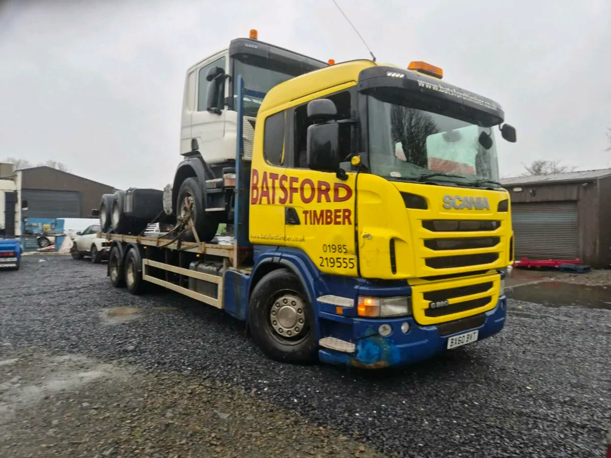 Scanias 6x2s scania 6x4s 8x4s - Image 1