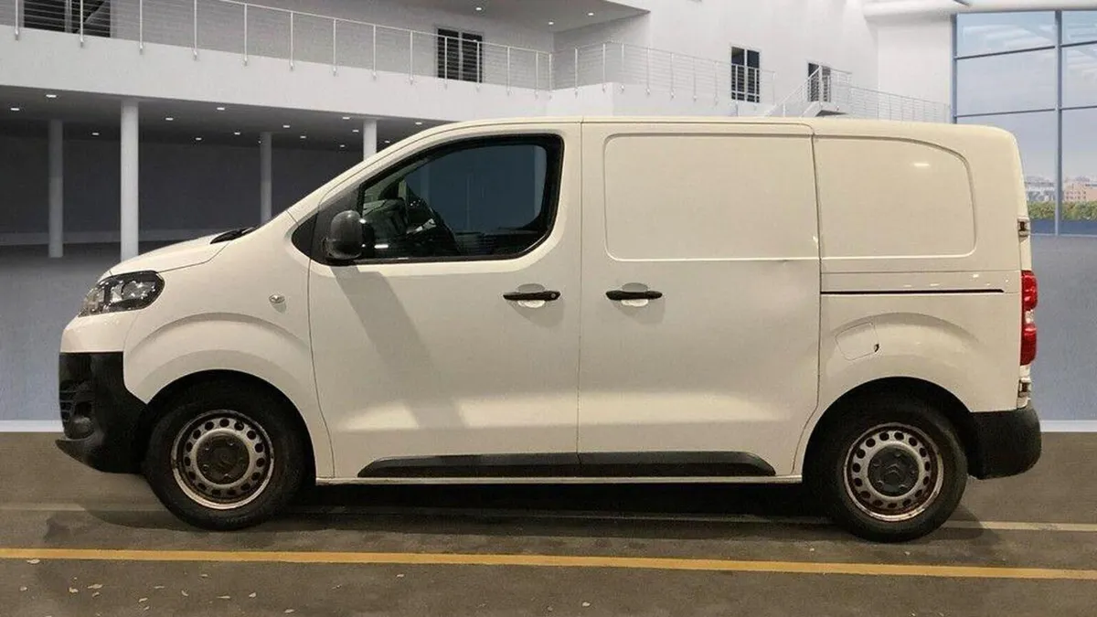 2019 Citroen Dispatch Panel Van - Image 1
