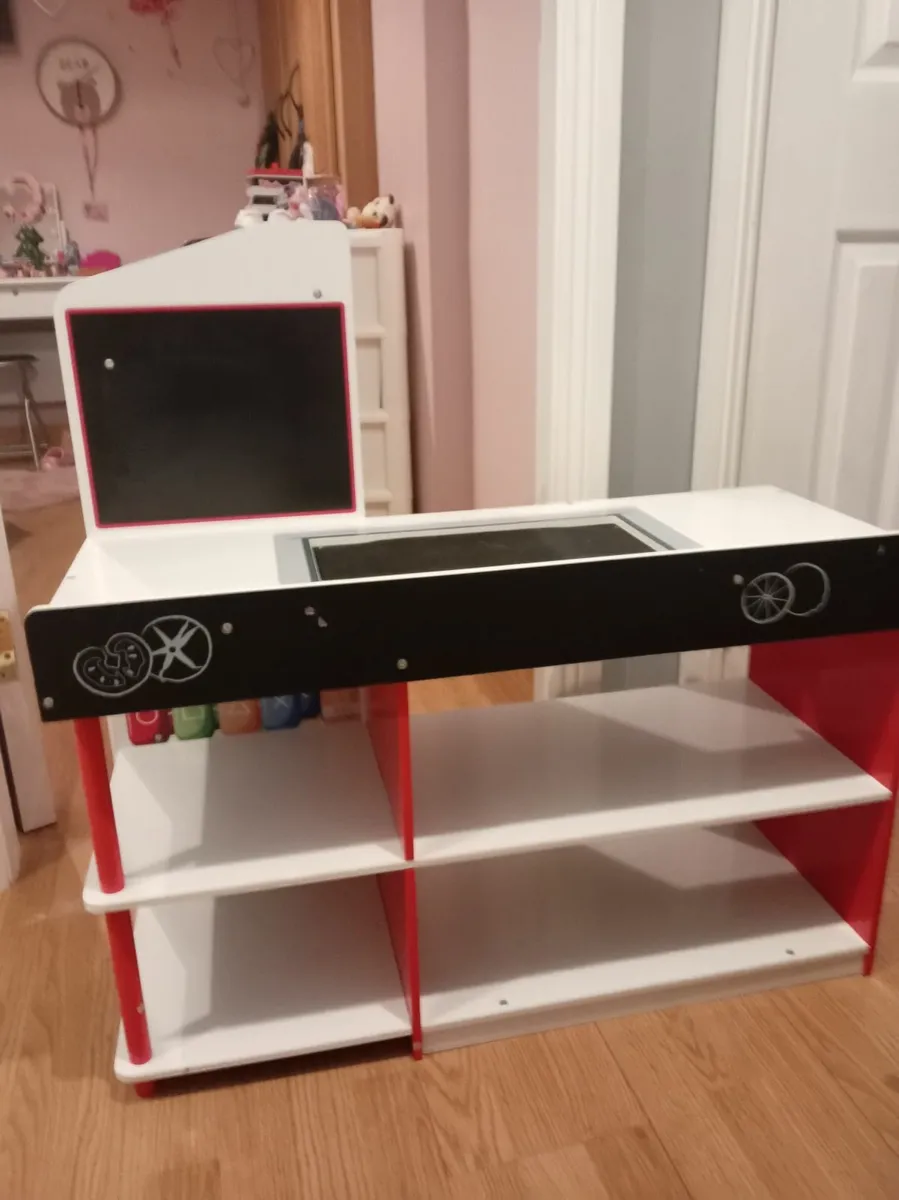 Toy wooden Kitchen and Shop - Image 1