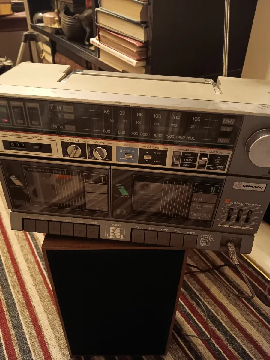 Vintage stereo - Image 2