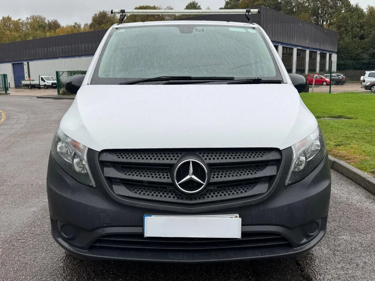2018 Mercedes-Benz Evito Small Panel Van - Image 4