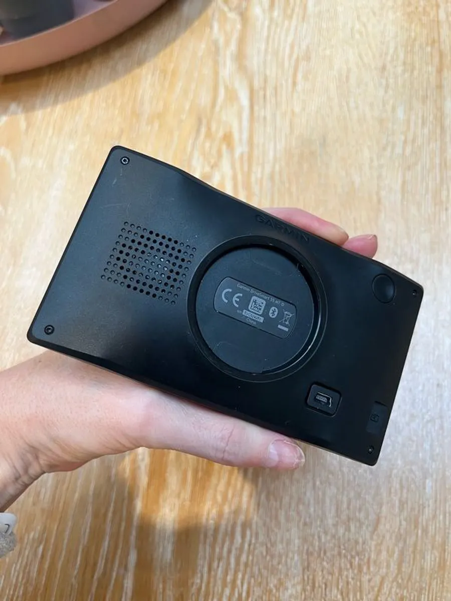 Garmin Drive Smart 55 Sat Nav - Image 4