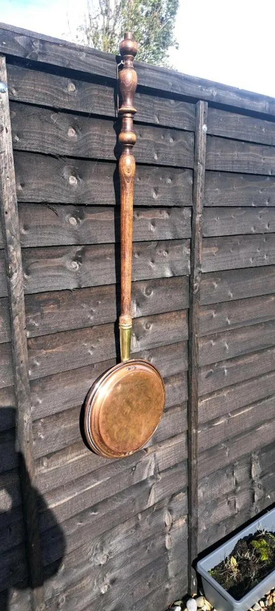 Old copper bed pan - Image 1