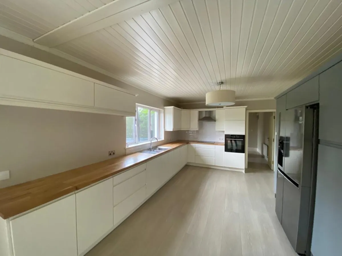 Modern Kitchen For Sale - Solid Oak Worktop - Image 1