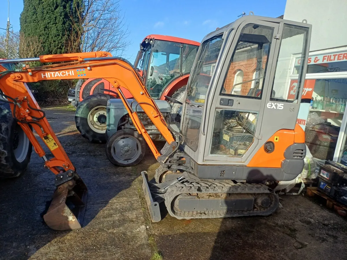 Hitachi EX 1.5 - Image 1