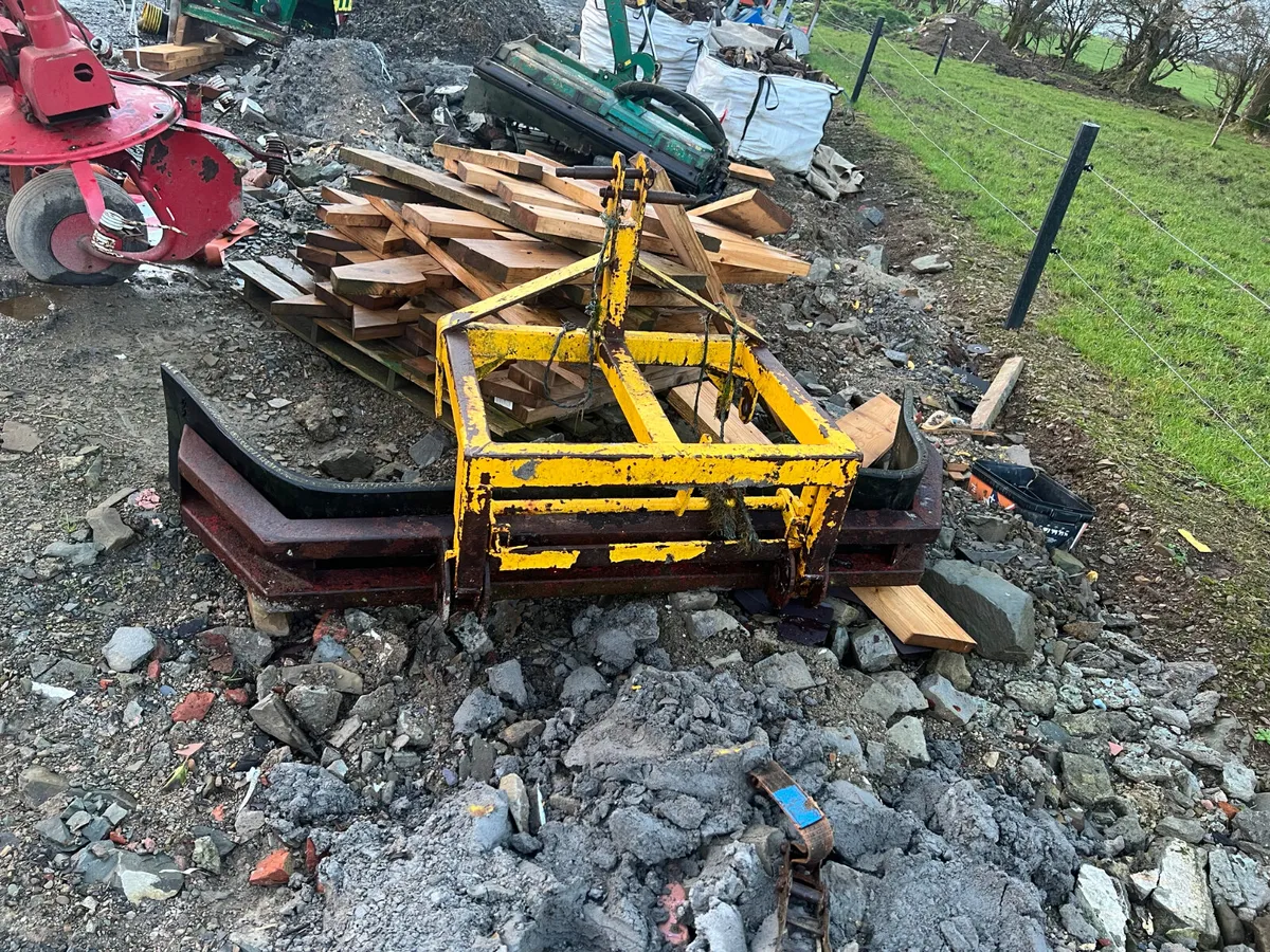 Yard Scraper - Image 1