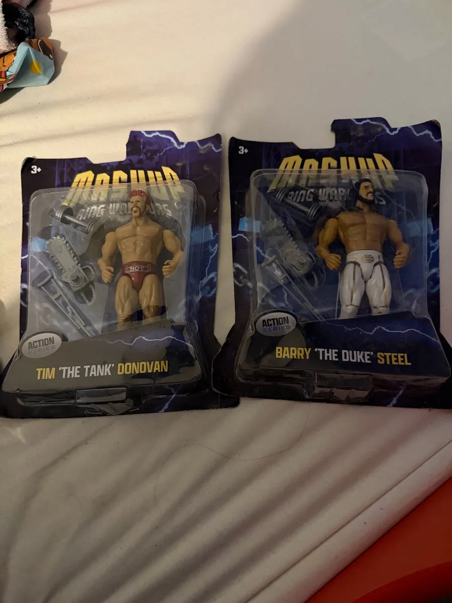 Wrestling figure - Image 2