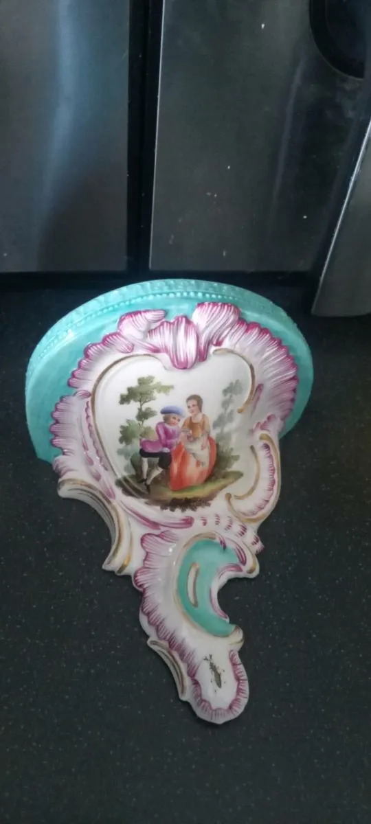 Beautiful Antique Porcelain wall shelf - Image 2