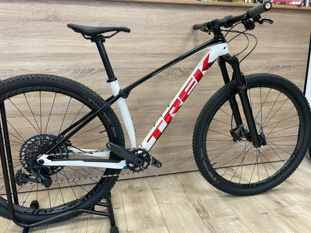 Trek Procaliber 9.7 - Image 4