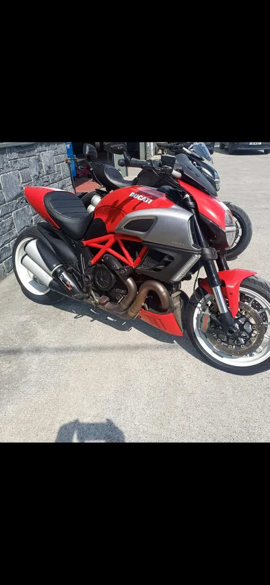 Ducati diaval - Image 1