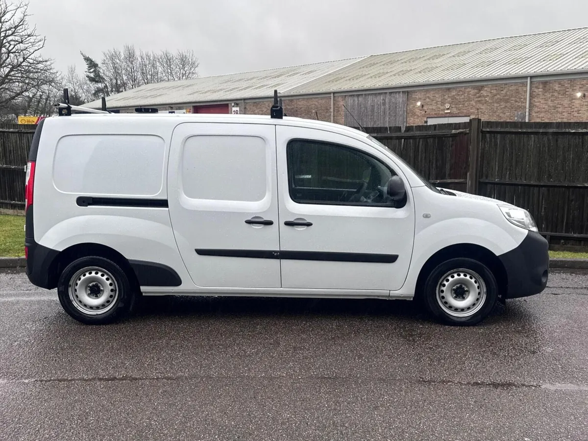 2019 Renault Kangoo Maxi Panel Van - Image 1