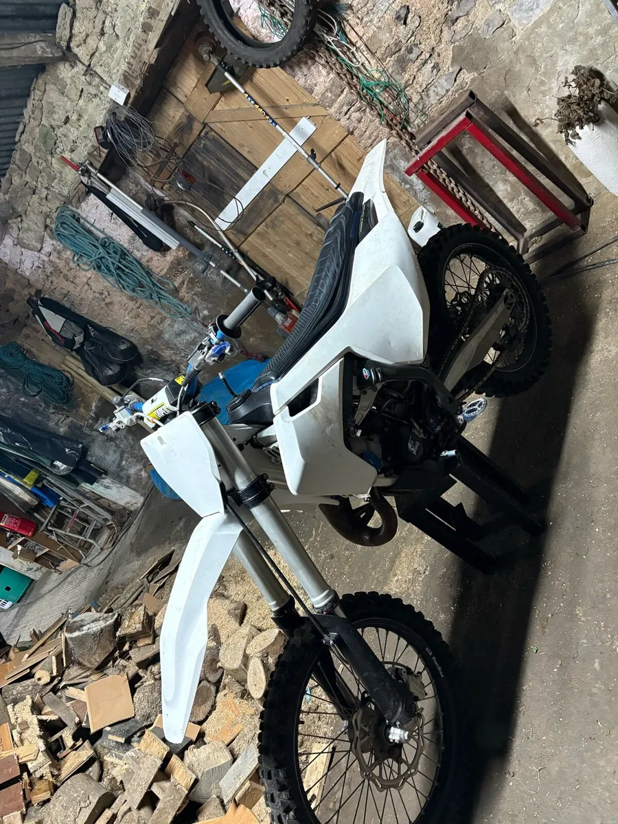Husqvarna 125cc dirt bike - Image 1
