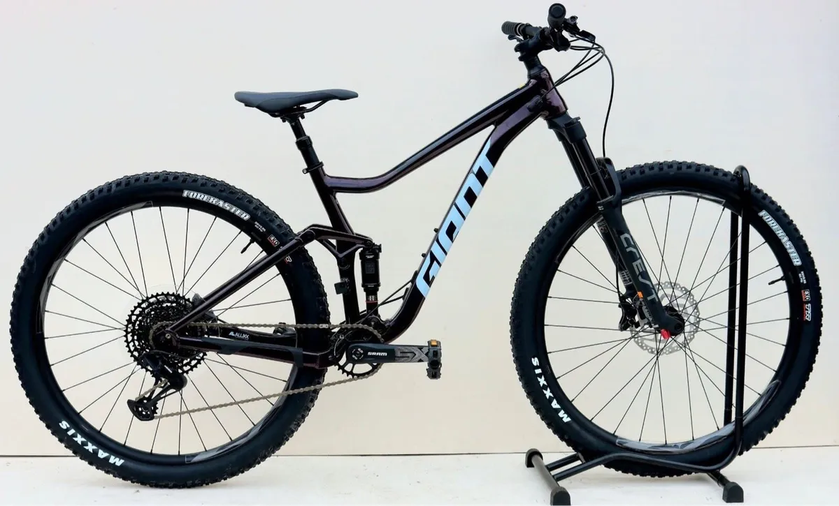 GIANT STANCE 1  (NEW) / Mountain Bike: - Image 3