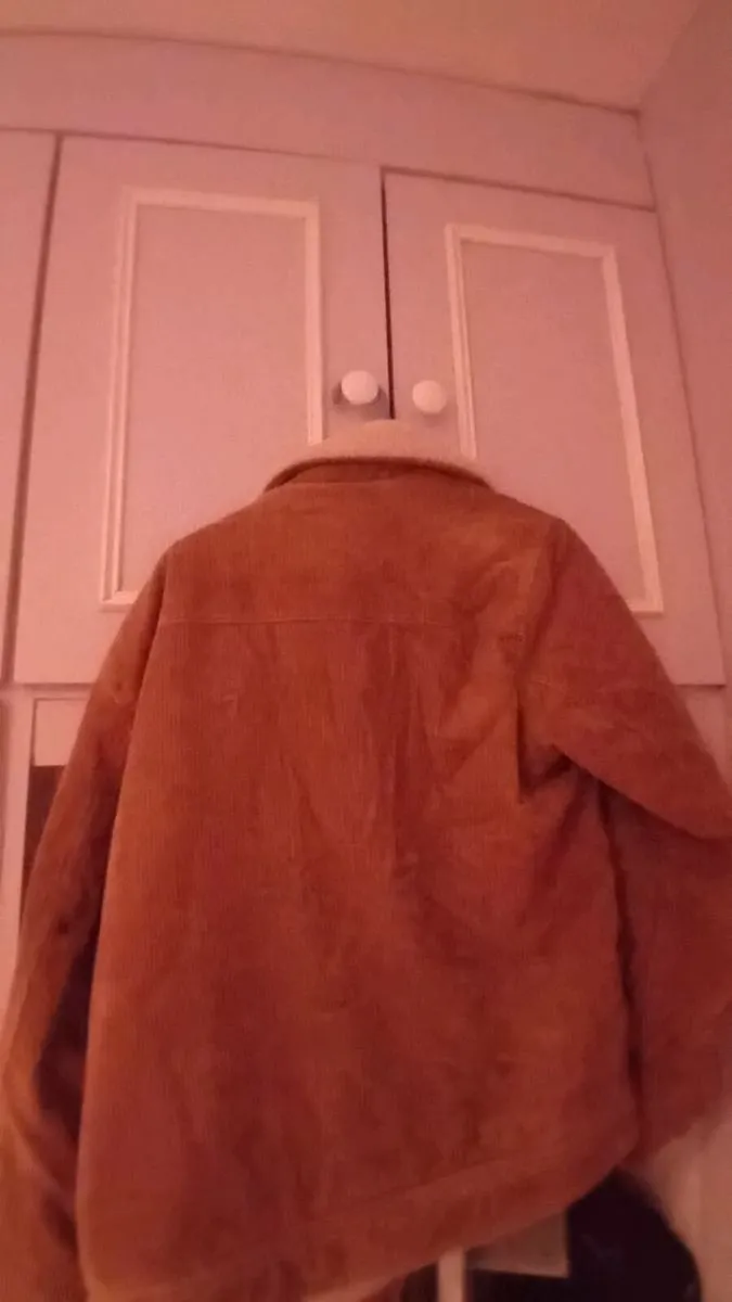 Pull and bear cordroy blond causual jacket - Image 3