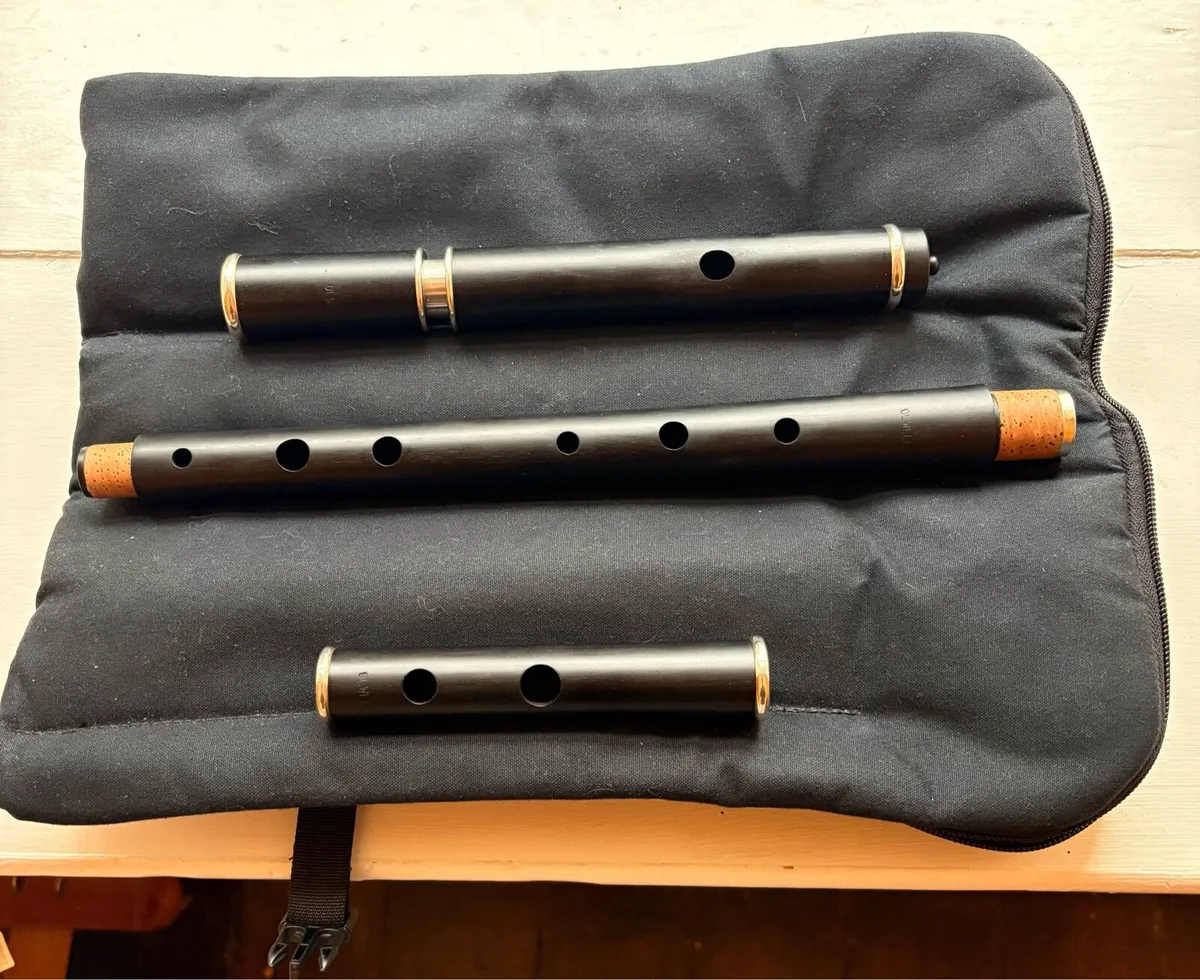 Olwell Pratten Flute - Image 1