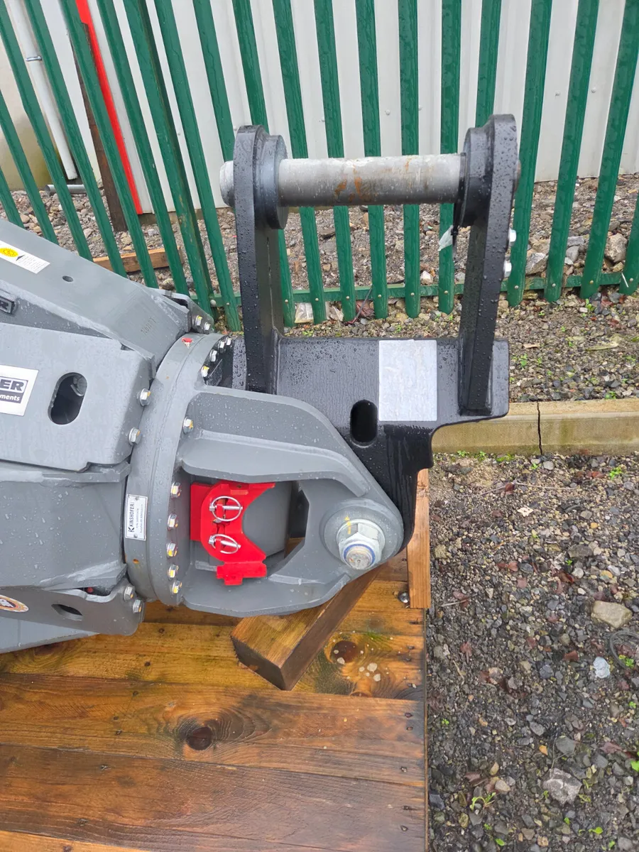 Kinshofer Orange Peal Grab - Image 3