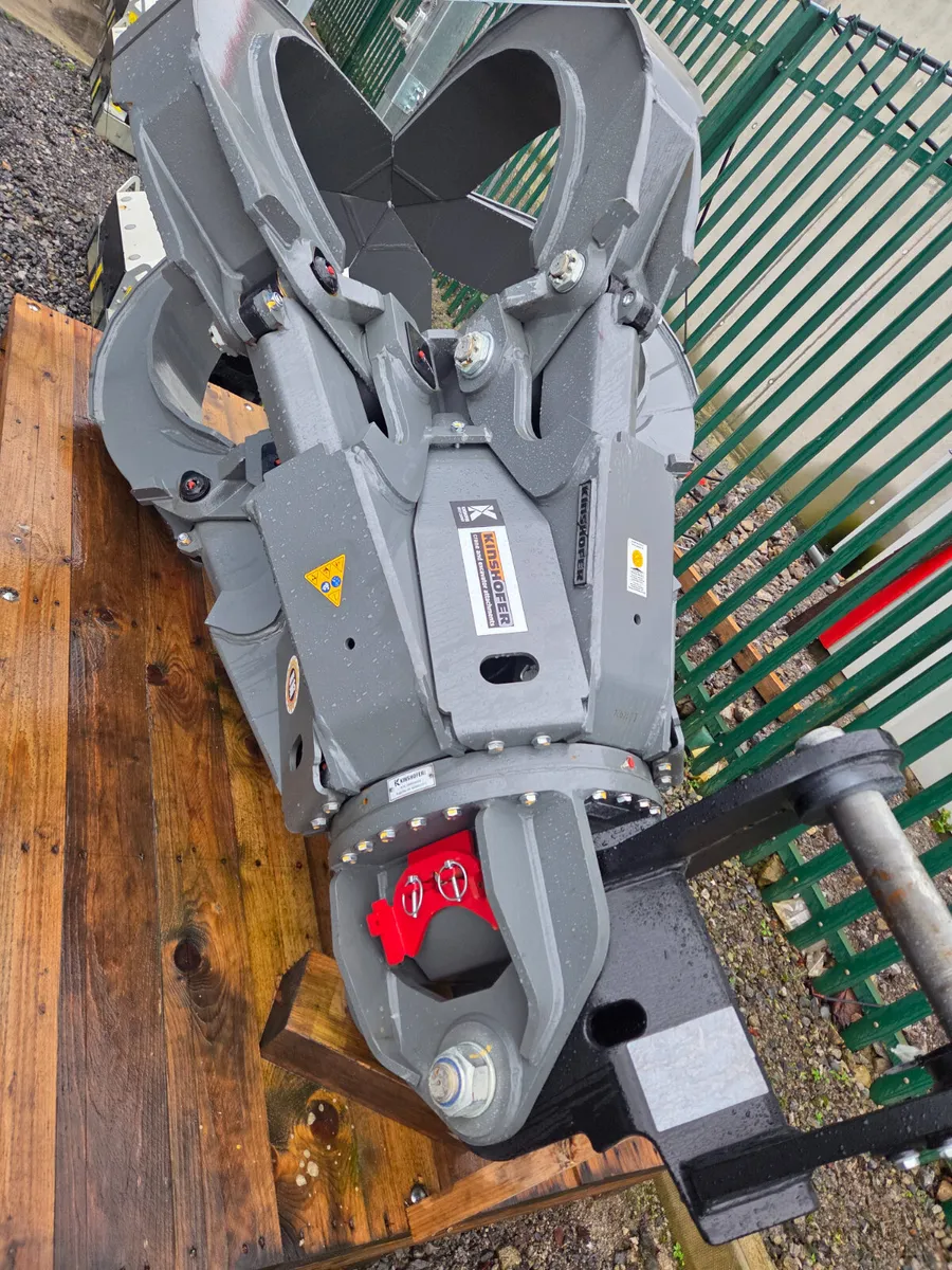 Kinshofer Orange Peal Grab - Image 4