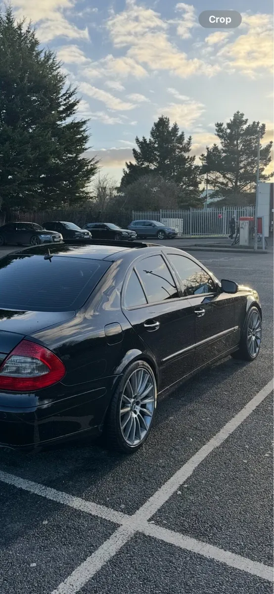 Mercedes 19 inch wheels - Image 1