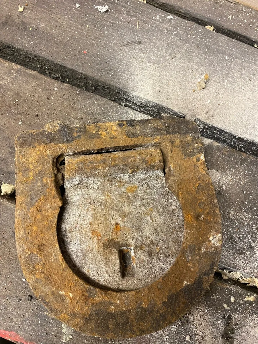 Steel water cover - Image 2