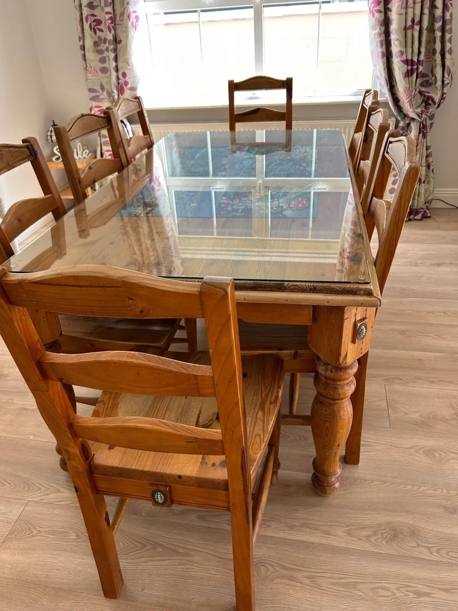 Kitchen table & 8 Chairs - Image 3