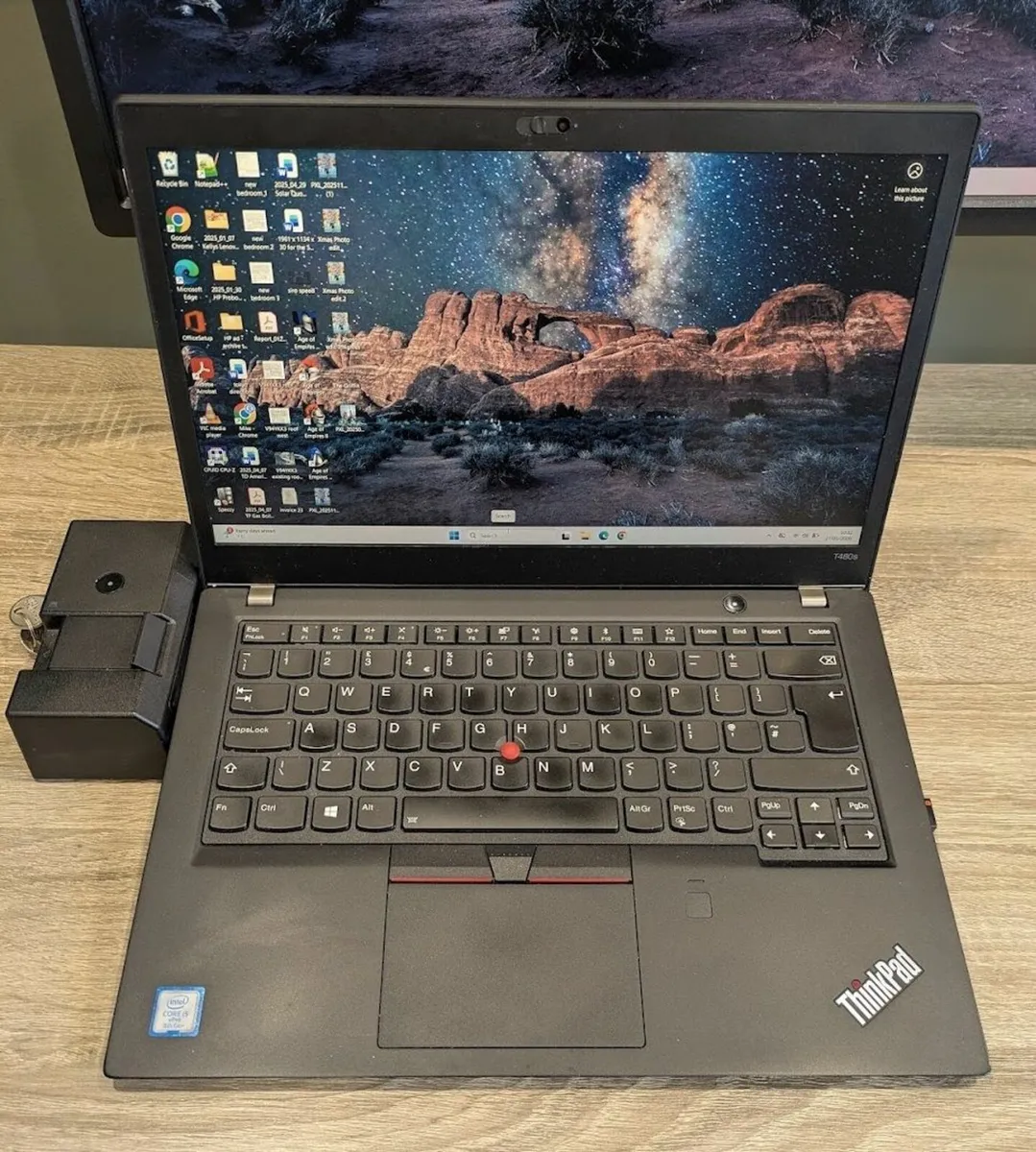 Lenovo T480s Intel i5 24GB 500GB + docking station - Image 4