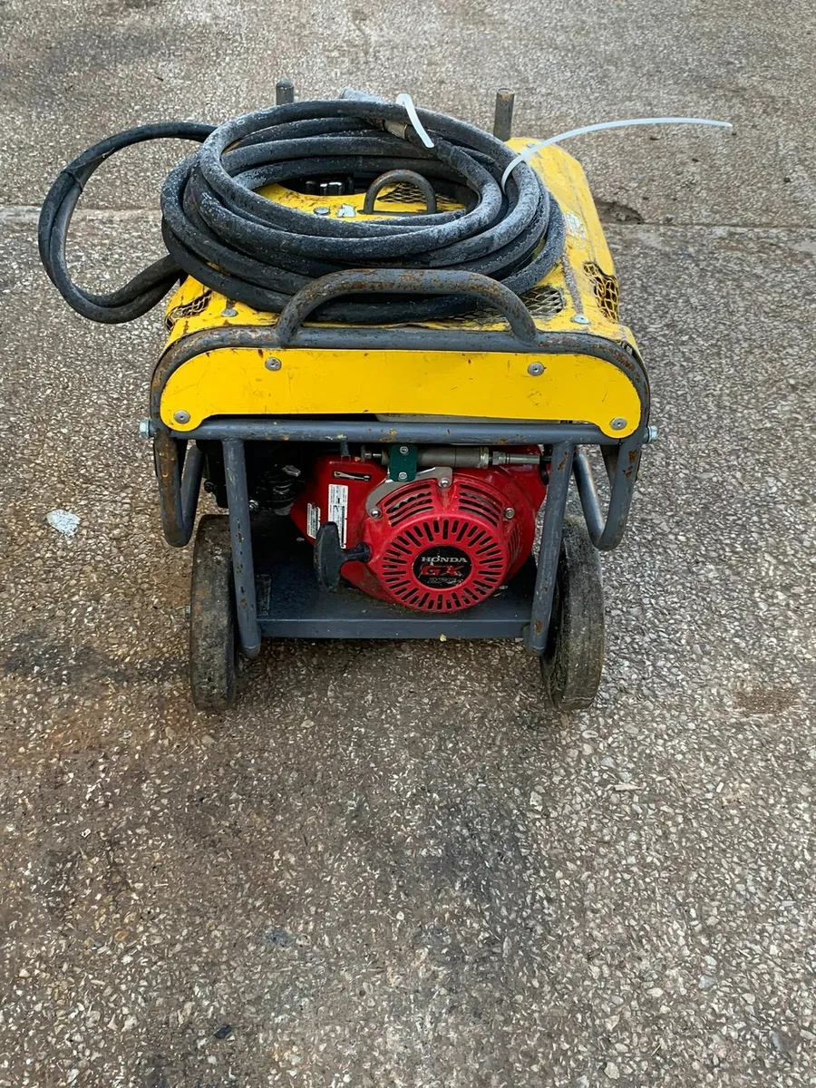 Various bits and pieces - Image 4