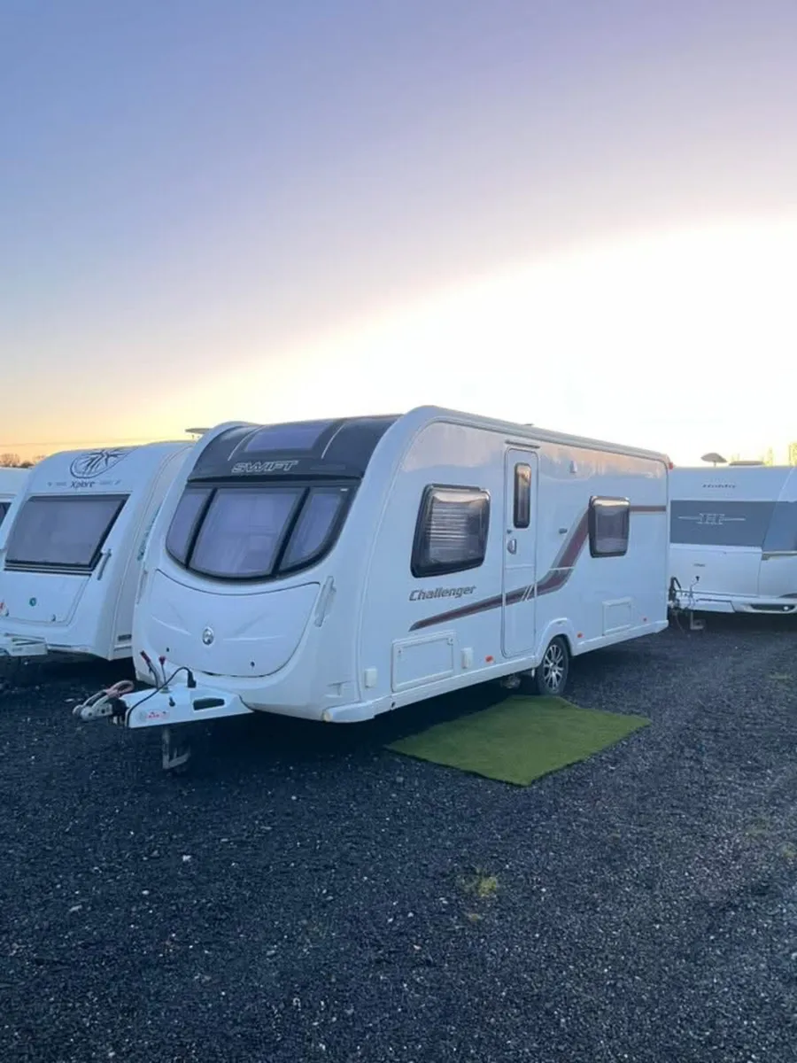 Swift Challenger 4 Berth Fixed Bed Caravan - Image 2