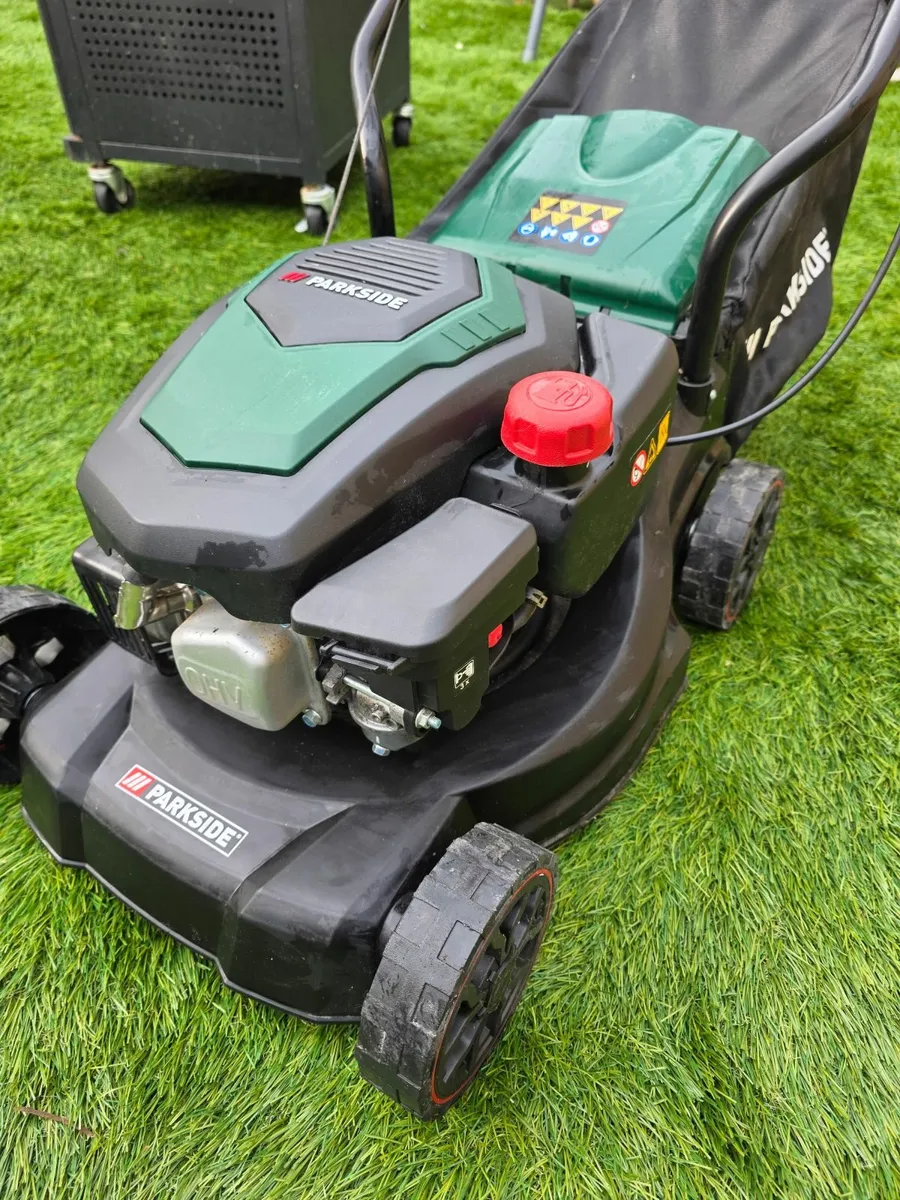 petrol lawnmower - Image 2