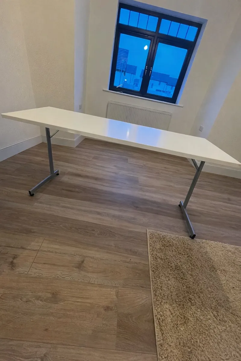 Office Desk / Table - Foldable - Image 1