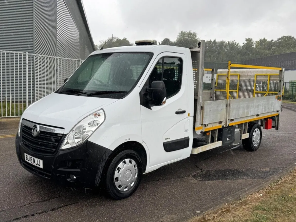 2018 Vauxhall Movano Dropside Van - Image 2