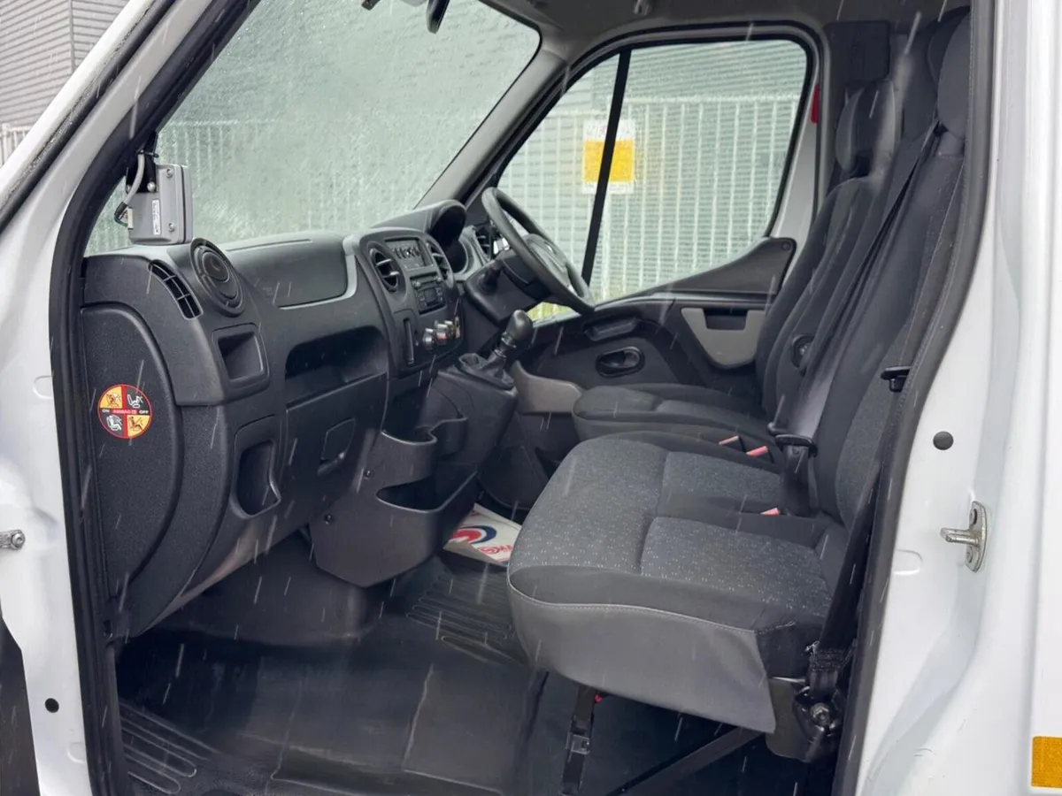 2018 Vauxhall Movano Dropside Van - Image 3