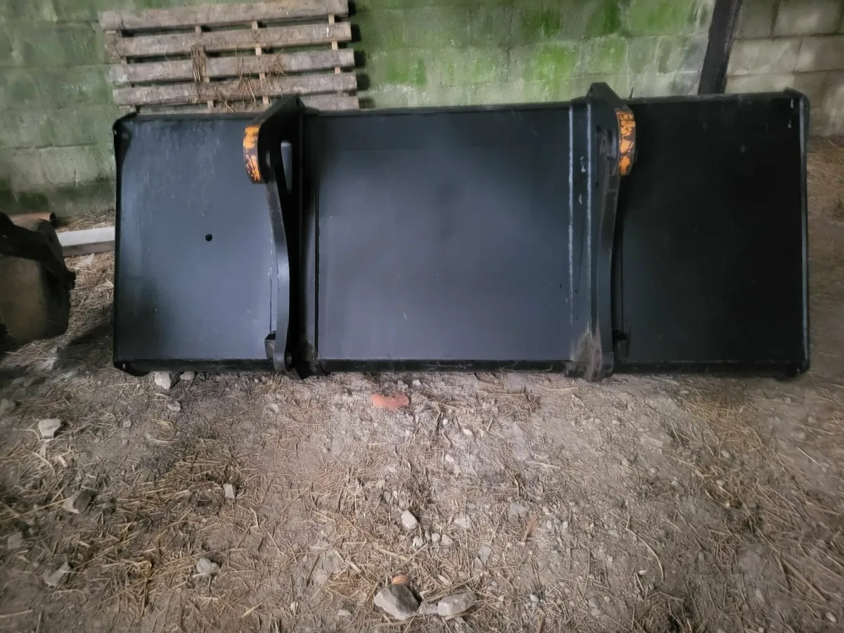 Loader Bucket - Image 1