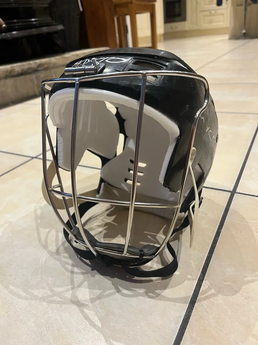 Myrco hurling helmet - Image 2