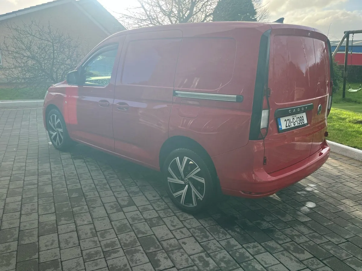 2022 Volkswagen caddy *style top spec* - Image 4
