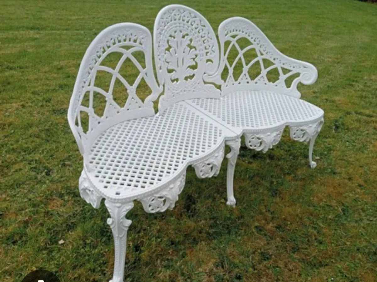 CAST IRON BENCH - Image 1