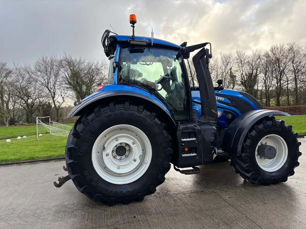 2021 Valtra T234V *Unlimited* 57K - Image 3