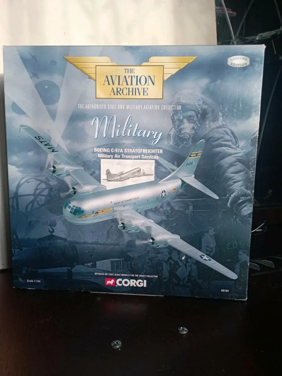 CORGI DIE-CAST PLAINS PRICE'S FROM €25 €30 €35€45. - Image 2