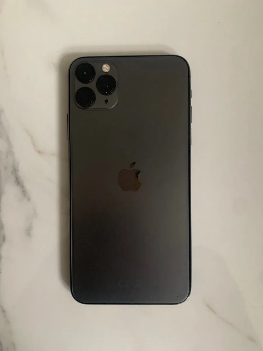 iPhone 11 Pro Max - Image 1