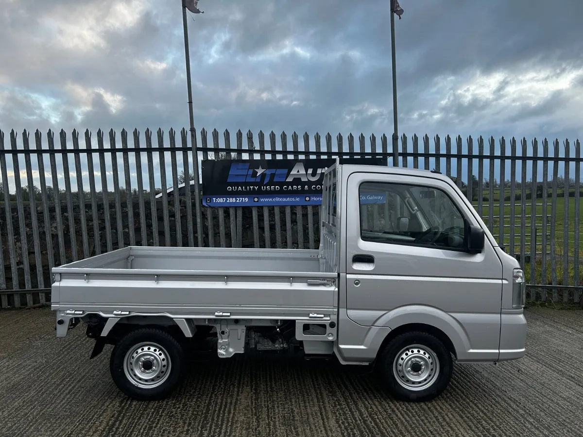 Suzuki Carry 2025 4wd Pickup Automatic - Image 3
